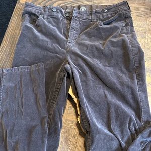 At johns bay women’s brown corduroy pants size 14